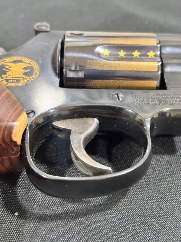 SOLD!!! Smith & Wesson Model 586-8 Special Edition(NRA & Flag Engraved) – .357 Magnum