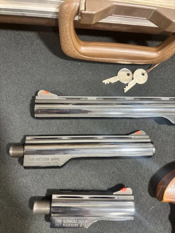 SOLD!!! Dan Wesson Model 15-2 Pistol Pack – .357 Magnum