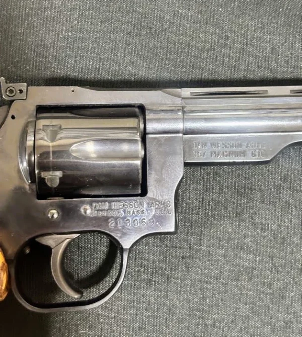 SOLD!!! Dan Wesson Model 15-2 Pistol Pack – .357 Magnum