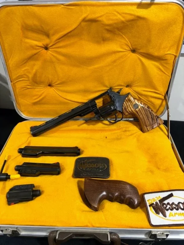 SOLD!!! Dan Wesson Model 15-2 Pistol Pack – .357 Magnum