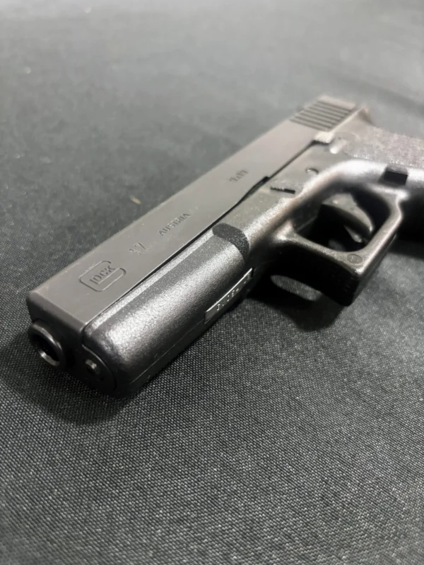 SOLD!!! Ultra-Reliability: Glock 17 – 9mm Luger
