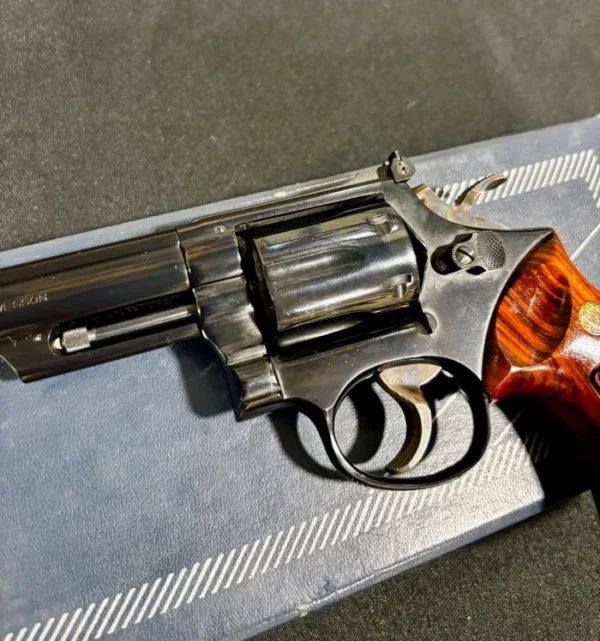 SOLD!!! Classic 1973 Smith & Wesson Model 19-3 “Combat Magnum” – .357 Mag