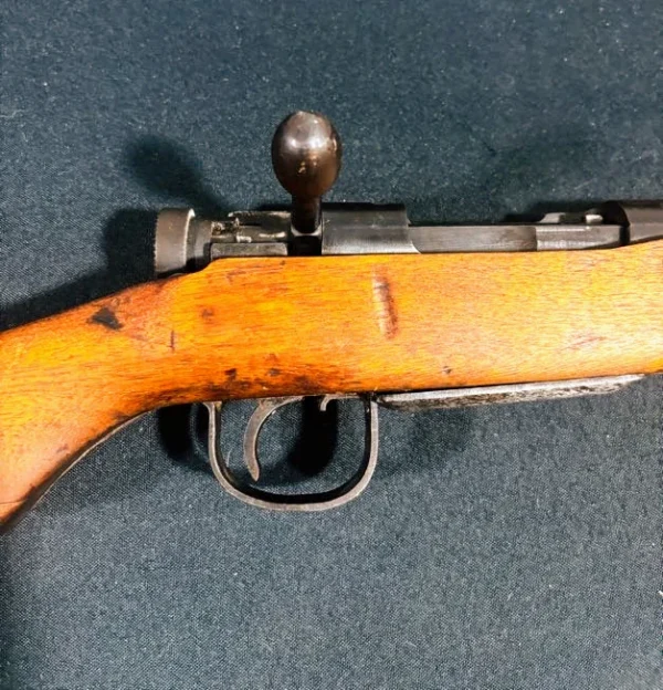 WWII Collectible: Arisaka Type 99 (Kokura Series 24) – 7.7x58mm (99% Mum) w/ Two Matching Kokura Bayonets