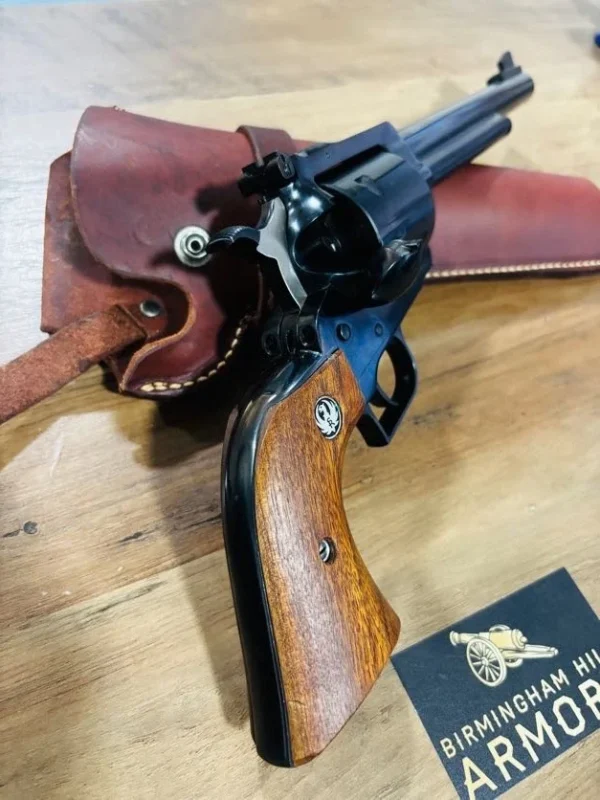 SOLD!!! Ruger New Model Blackhawk – .44 Magnum w/ Leather Holster