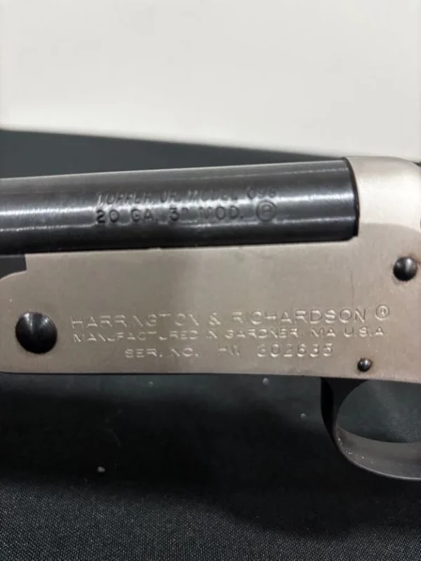 H&R Topper Jr Model 098 20 Gauge Single-Shot Shotgun | Compact Youth / Utility Break-Action