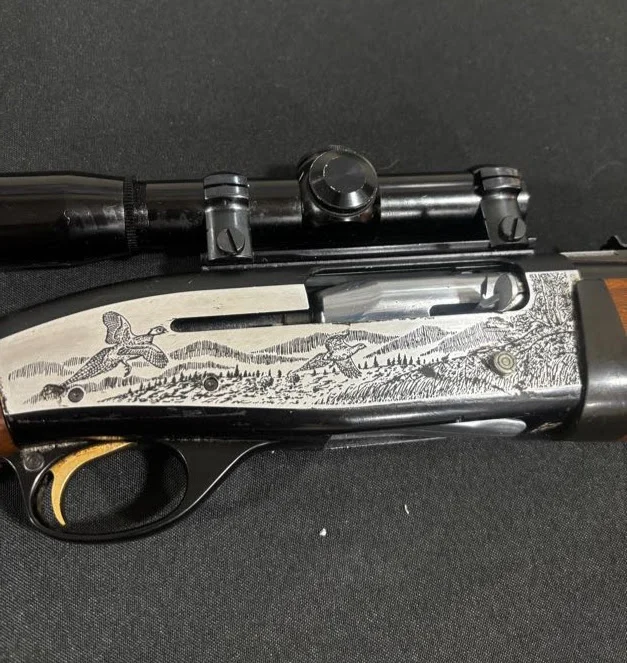 Ithaca / SKB Model 900 XL 12 Gauge Semi-Auto Shotgun | Waterfowl Engraved | Leupold Scope Included
