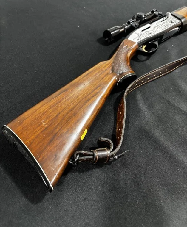 Ithaca / SKB Model 900 XL 12 Gauge Semi-Auto Shotgun | Waterfowl Engraved | Leupold Scope Included