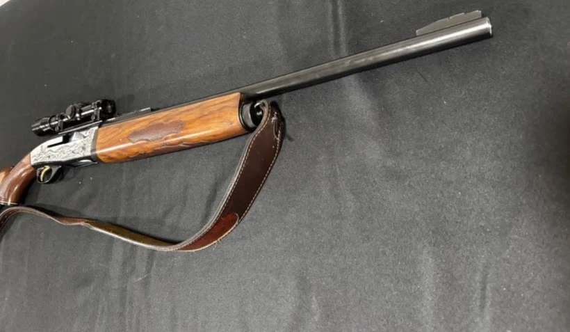 Ithaca / SKB Model 900 XL 12 Gauge Semi-Auto Shotgun | Waterfowl Engraved | Leupold Scope Included