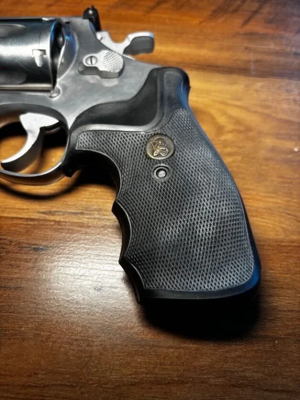 SOLD!!! 1988 Smith & Wesson Model 629-1 Stainless .44 Mag 8-3/8″ | Original Factory Box & Paperwork | Leather Shoulder Holster | Wood & Pachmayr Grips | Speedloaders